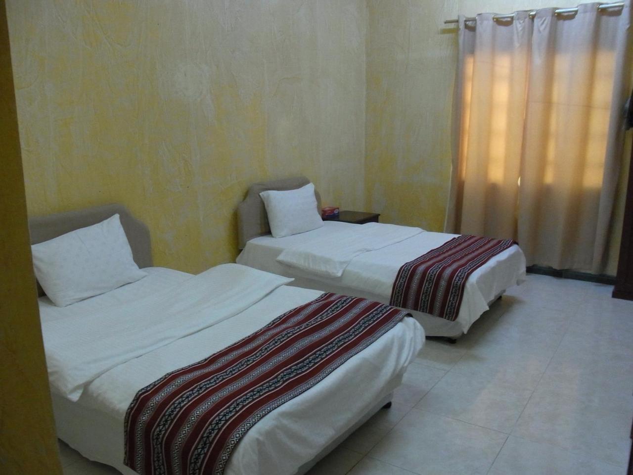 Al Ghazlan Hotel Sinaw Ruddah Eksteriør billede
