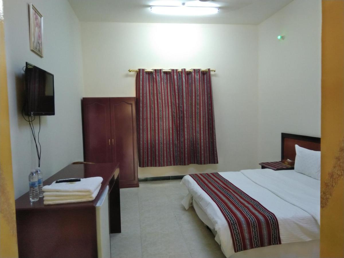 Al Ghazlan Hotel Sinaw Ruddah Eksteriør billede